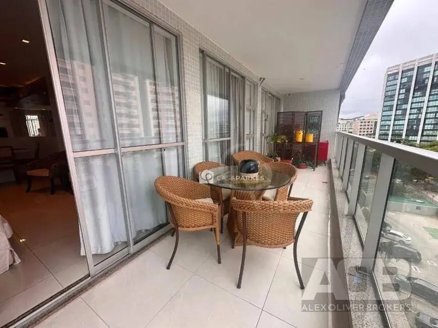Foto 1 de Apartamento com 2 quartos à venda, 88m2 em Barra da Tijuca, Rio De Janeiro - RJ
