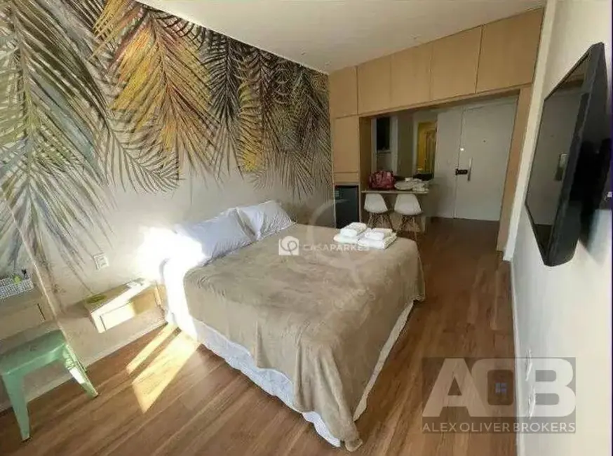 Foto 4 de Apartamento com 1 quarto à venda, 28m2 em Copacabana, Rio De Janeiro - RJ