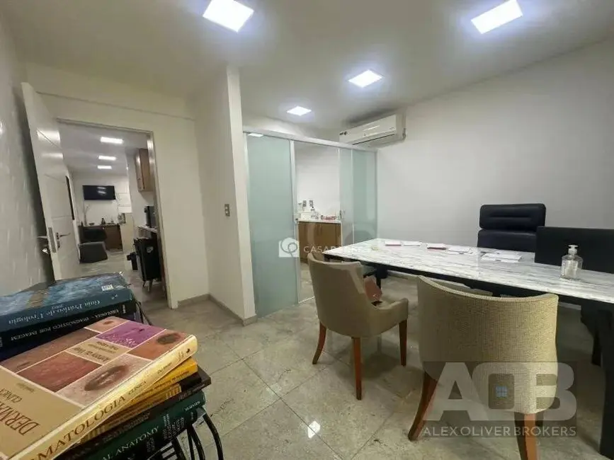 Sala Comercial à venda, 50m2 em Barra da Tijuca, Rio De Janeiro - RJ - imagem 1 Foto 1 de Sala Comercial à venda, 50m2 em Barra da Tijuca, Rio De Janeiro - RJ