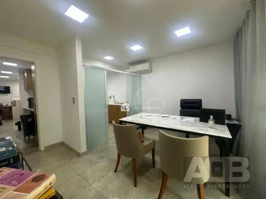 Sala Comercial à venda, 50m2 em Barra da Tijuca, Rio De Janeiro - RJ - imagem 4 Foto 4 de Sala Comercial à venda, 50m2 em Barra da Tijuca, Rio De Janeiro - RJ