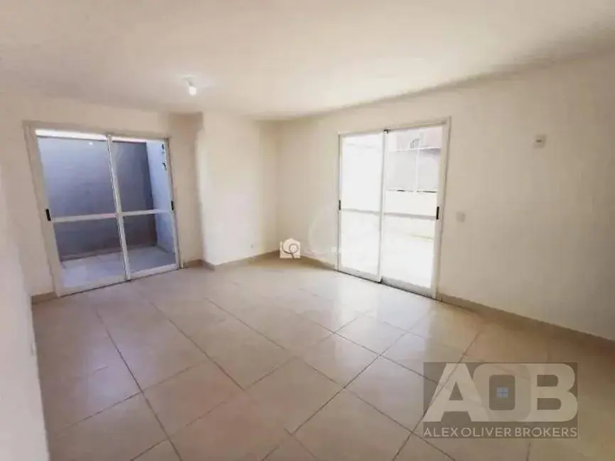 Cobertura com 2 quartos à venda e para alugar, 145m2 em Recreio dos Bandeirantes, Rio De Janeiro - RJ - imagem 3 Foto 3 de Cobertura com 2 quartos à venda e para alugar, 145m2 em Recreio dos Bandeirantes, Rio De Janeiro - RJ