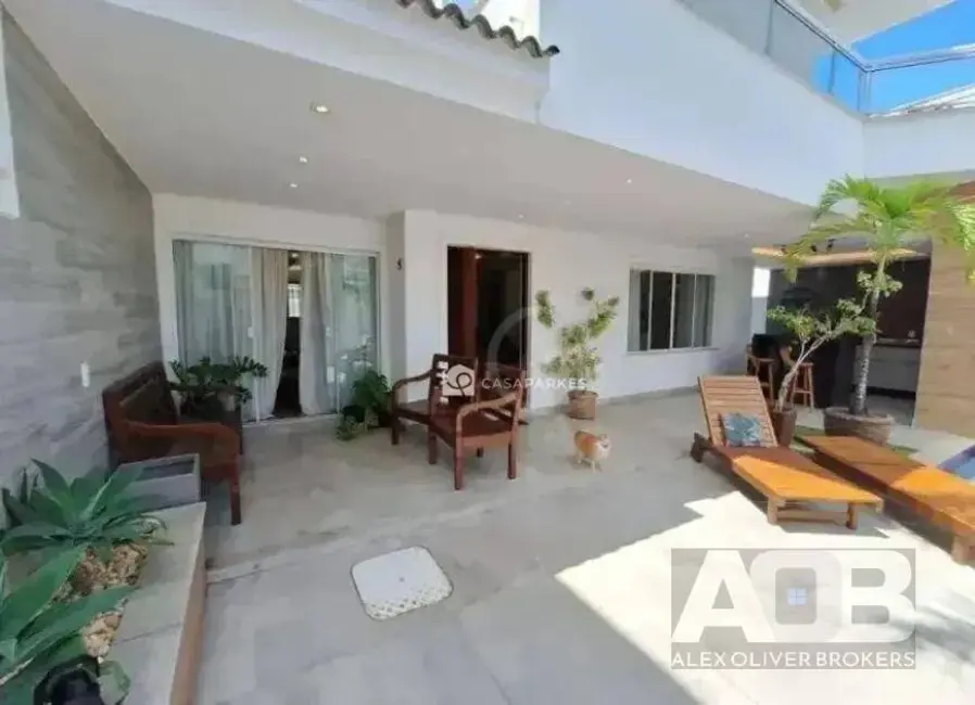 Casa com 5 quartos à venda e para alugar, 280m2 em Recreio dos Bandeirantes, Rio De Janeiro - RJ - imagem 6 Foto 6 de Casa com 5 quartos à venda e para alugar, 280m2 em Recreio dos Bandeirantes, Rio De Janeiro - RJ
