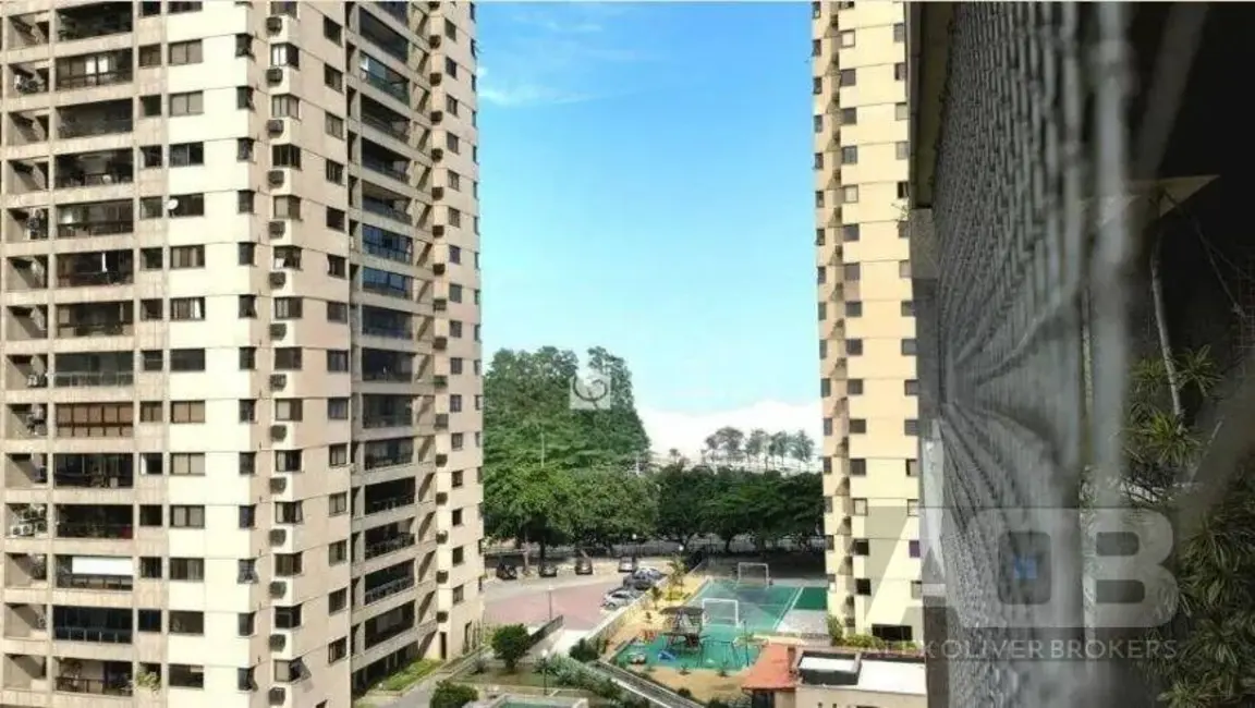 Apartamento com 3 quartos à venda e para alugar, 140m2 em Barra da Tijuca, Rio De Janeiro - RJ - imagem 2 Foto 2 de Apartamento com 3 quartos à venda e para alugar, 140m2 em Barra da Tijuca, Rio De Janeiro - RJ