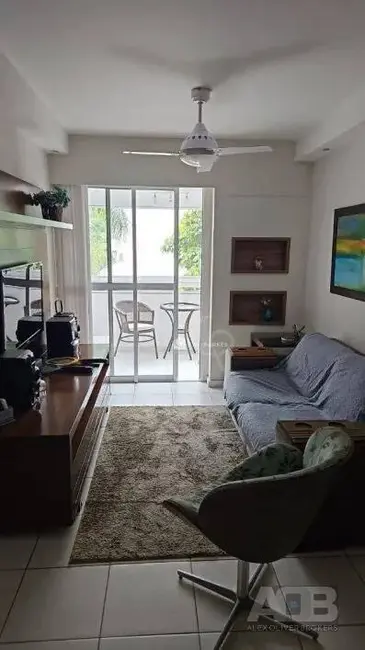 Foto 2 de Apartamento com 2 quartos para alugar, 64m2 em Camorim, Rio De Janeiro - RJ