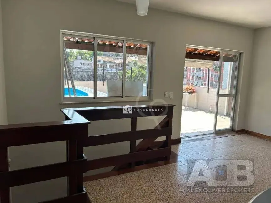 Cobertura com 3 quartos à venda e para alugar, 253m2 em Freguesia (Jacarepaguá), Rio De Janeiro - RJ - imagem 3 Foto 3 de Cobertura com 3 quartos à venda e para alugar, 253m2 em Freguesia (Jacarepaguá), Rio De Janeiro - RJ