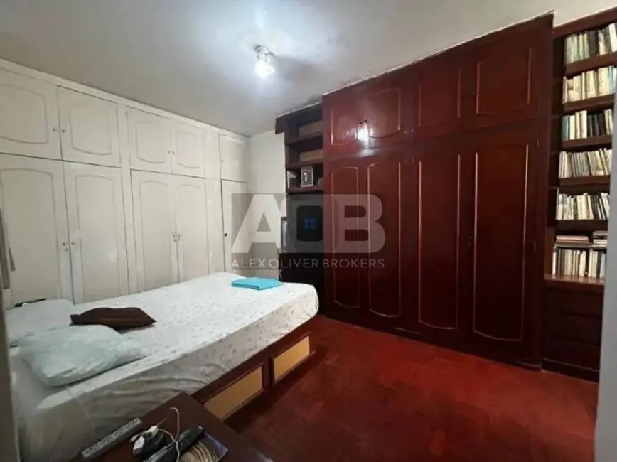 Apartamento com 3 quartos à venda, 173m2 em Leme, Rio De Janeiro - RJ - imagem 9 Foto 9 de Apartamento com 3 quartos à venda, 173m2 em Leme, Rio De Janeiro - RJ