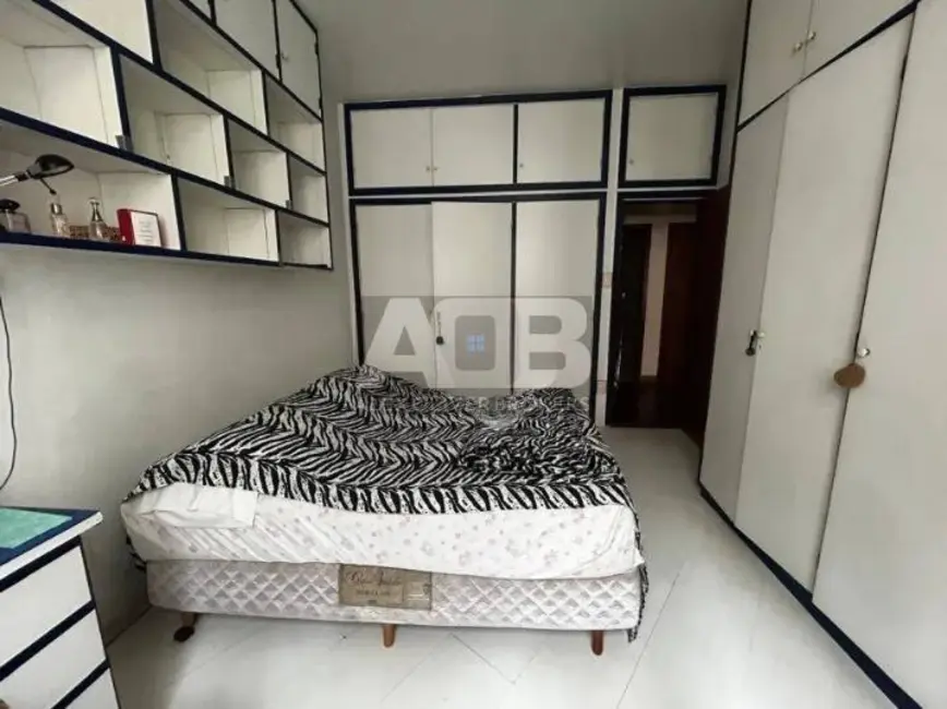 Apartamento com 3 quartos à venda, 173m2 em Leme, Rio De Janeiro - RJ - imagem 5 Foto 5 de Apartamento com 3 quartos à venda, 173m2 em Leme, Rio De Janeiro - RJ