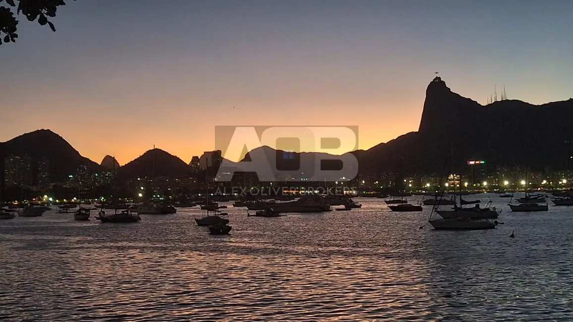 Foto 1 de Casa com 3 quartos à venda, 357m2 em Urca, Rio De Janeiro - RJ