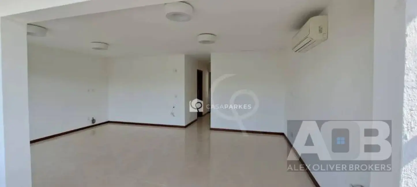 Foto 9 de Casa com 4 quartos à venda, 316m2 em Recreio dos Bandeirantes, Rio De Janeiro - RJ