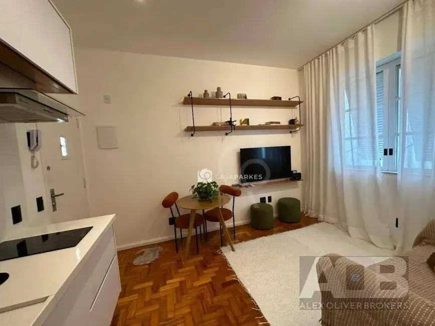 Foto 2 de Apartamento com 1 quarto à venda, 38m2 em Copacabana, Rio De Janeiro - RJ