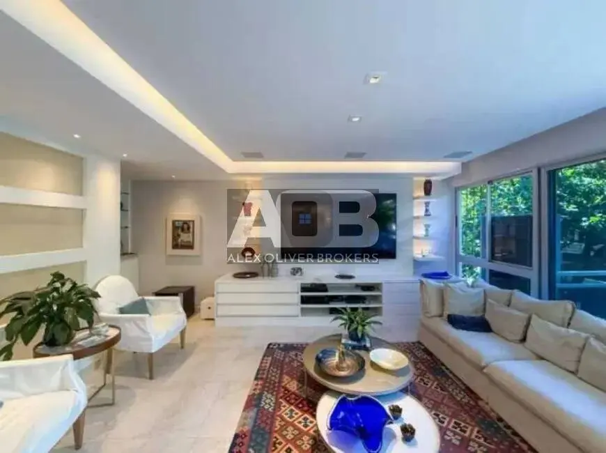 Apartamento com 4 quartos à venda, 200m2 em Ipanema, Rio De Janeiro - RJ - imagem 2 Foto 2 de Apartamento com 4 quartos à venda, 200m2 em Ipanema, Rio De Janeiro - RJ