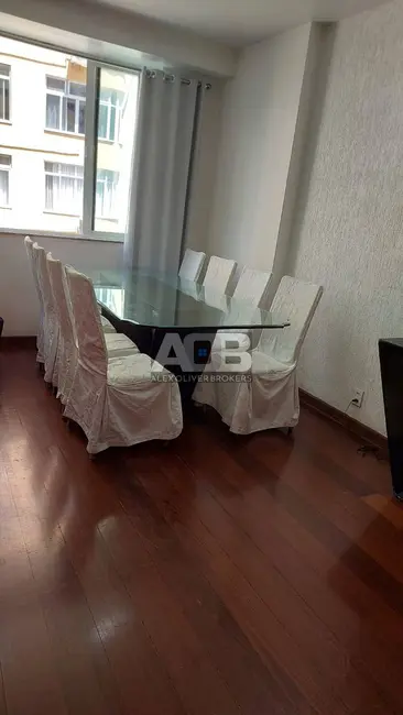 Apartamento com 5 quartos à venda, 133m2 em Copacabana, Rio De Janeiro - RJ - imagem 4 Foto 4 de Apartamento com 5 quartos à venda, 133m2 em Copacabana, Rio De Janeiro - RJ