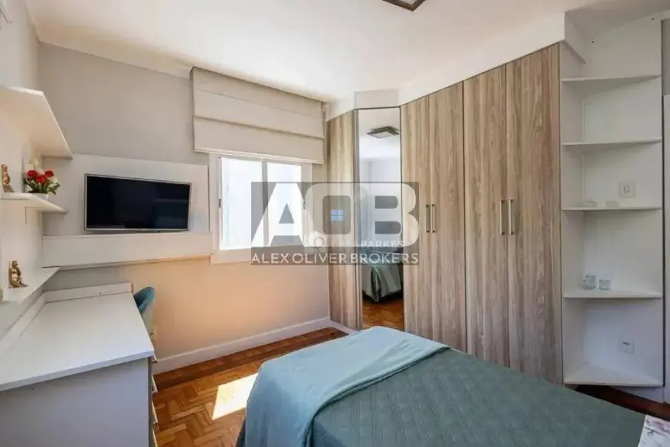 Apartamento com 4 quartos à venda, 110m2 em Flamengo, Rio De Janeiro - RJ - imagem 6 Foto 6 de Apartamento com 4 quartos à venda, 110m2 em Flamengo, Rio De Janeiro - RJ
