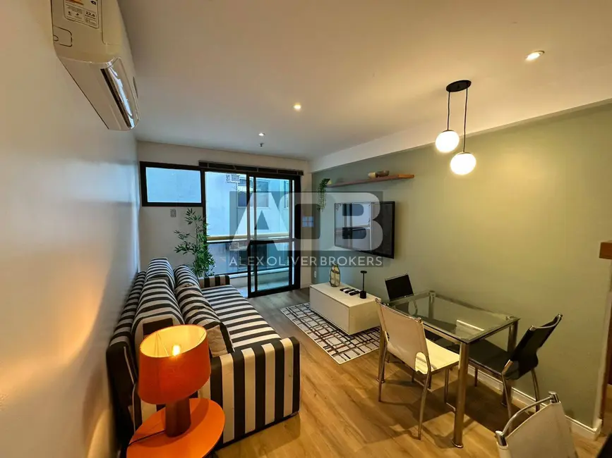 Foto 3 de Apartamento com 1 quarto à venda, 40m2 em Ipanema, Rio De Janeiro - RJ