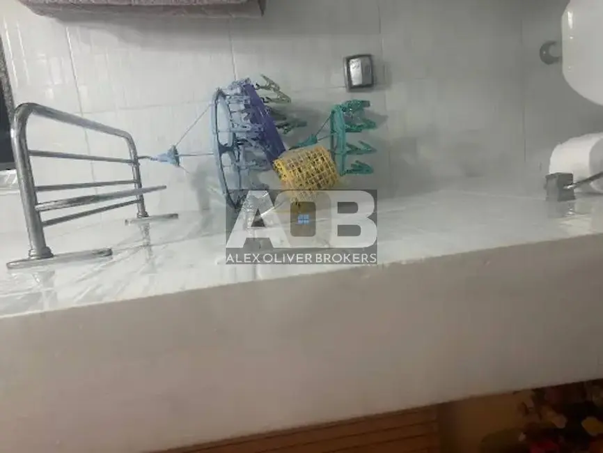 Apartamento com 1 quarto à venda, 41m2 em Copacabana, Rio De Janeiro - RJ - imagem 9 Foto 9 de Apartamento com 1 quarto à venda, 41m2 em Copacabana, Rio De Janeiro - RJ