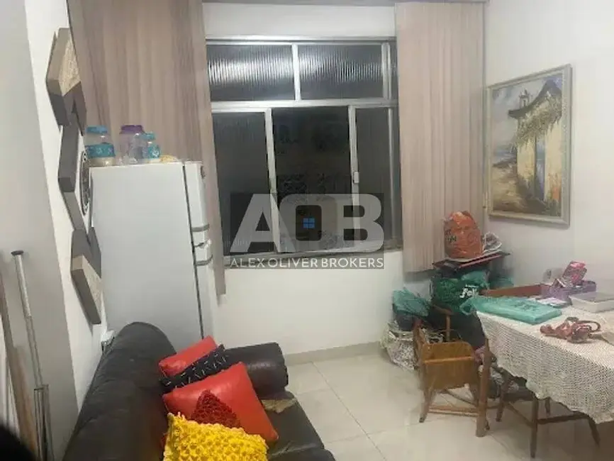 Apartamento com 1 quarto à venda, 41m2 em Copacabana, Rio De Janeiro - RJ - imagem 5 Foto 5 de Apartamento com 1 quarto à venda, 41m2 em Copacabana, Rio De Janeiro - RJ