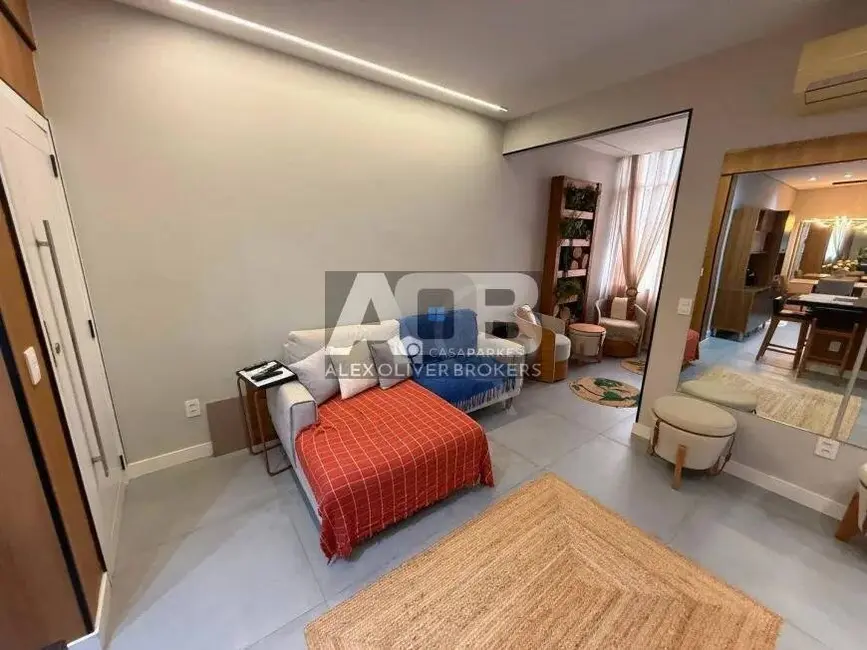 Foto 3 de Apartamento com 3 quartos à venda, 120m2 em Copacabana, Rio De Janeiro - RJ