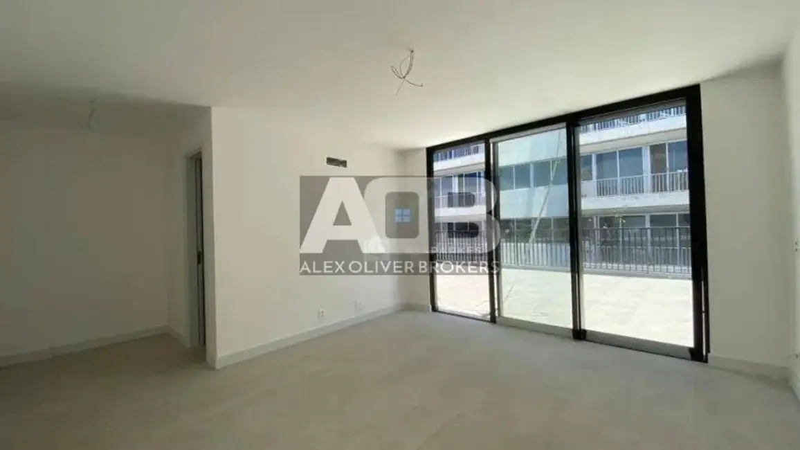 Apartamento com 3 quartos à venda, 165m2 em Lagoa, Rio De Janeiro - RJ - imagem 5 Foto 5 de Apartamento com 3 quartos à venda, 165m2 em Lagoa, Rio De Janeiro - RJ
