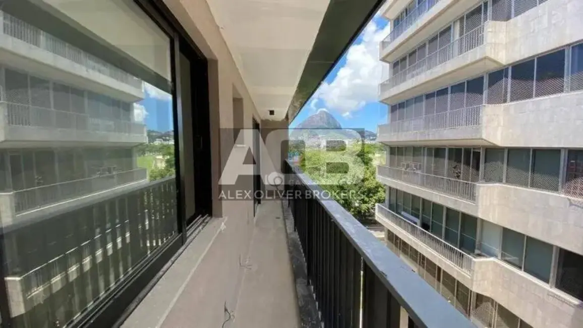 Apartamento com 3 quartos à venda, 165m2 em Lagoa, Rio De Janeiro - RJ - imagem 6 Foto 6 de Apartamento com 3 quartos à venda, 165m2 em Lagoa, Rio De Janeiro - RJ