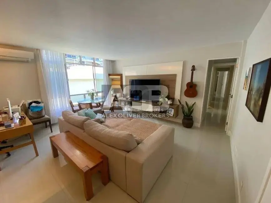 Apartamento com 3 quartos à venda, 120m2 em Lagoa, Rio De Janeiro - RJ - imagem 1 Foto 1 de Apartamento com 3 quartos à venda, 120m2 em Lagoa, Rio De Janeiro - RJ