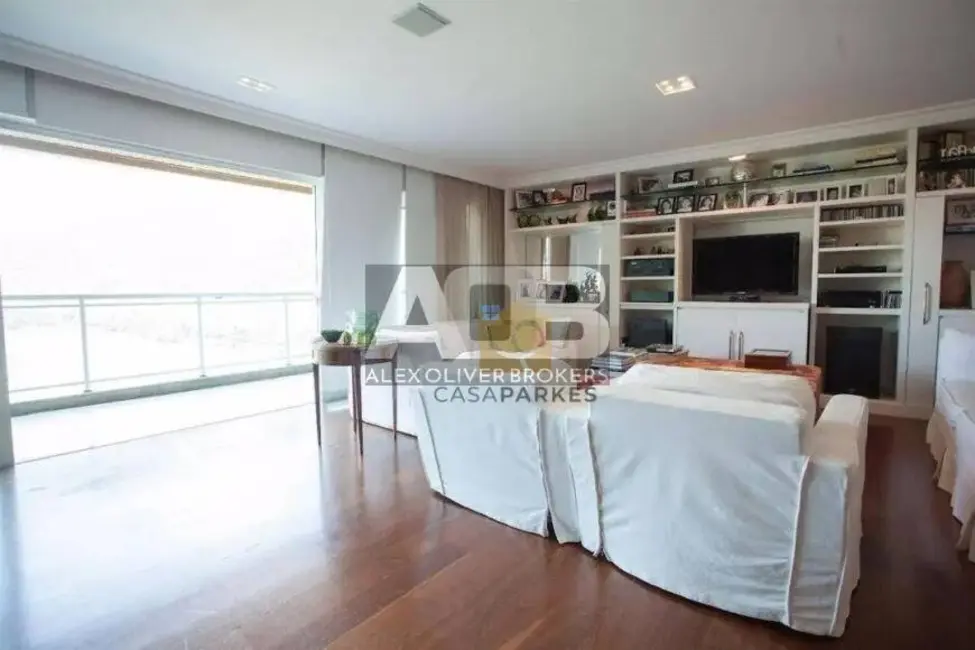 Apartamento com 4 quartos à venda, 282m2 em Lagoa, Rio De Janeiro - RJ - imagem 7 Foto 7 de Apartamento com 4 quartos à venda, 282m2 em Lagoa, Rio De Janeiro - RJ