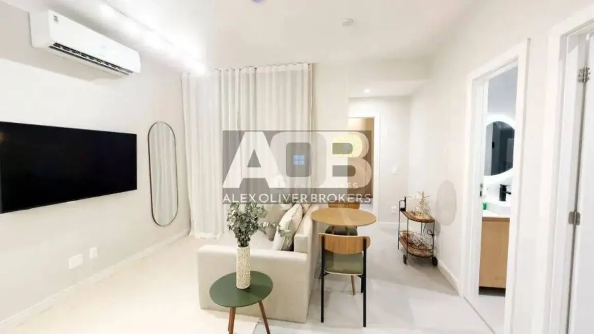 Apartamento com 2 quartos à venda, 60m2 em Ipanema, Rio De Janeiro - RJ - imagem 3 Foto 3 de Apartamento com 2 quartos à venda, 60m2 em Ipanema, Rio De Janeiro - RJ