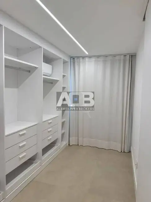 Apartamento com 3 quartos à venda, 167m2 em Ipanema, Rio De Janeiro - RJ - imagem 7 Foto 7 de Apartamento com 3 quartos à venda, 167m2 em Ipanema, Rio De Janeiro - RJ