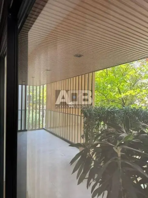 Apartamento com 3 quartos à venda, 167m2 em Ipanema, Rio De Janeiro - RJ - imagem 2 Foto 2 de Apartamento com 3 quartos à venda, 167m2 em Ipanema, Rio De Janeiro - RJ