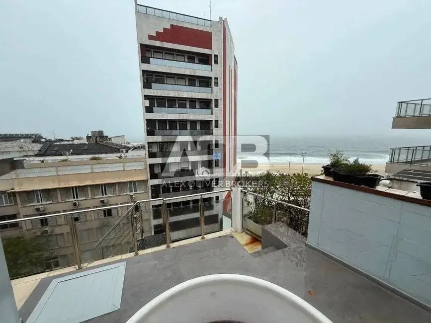 Foto 1 de Cobertura com 3 quartos à venda, 222m2 em Copacabana, Rio De Janeiro - RJ