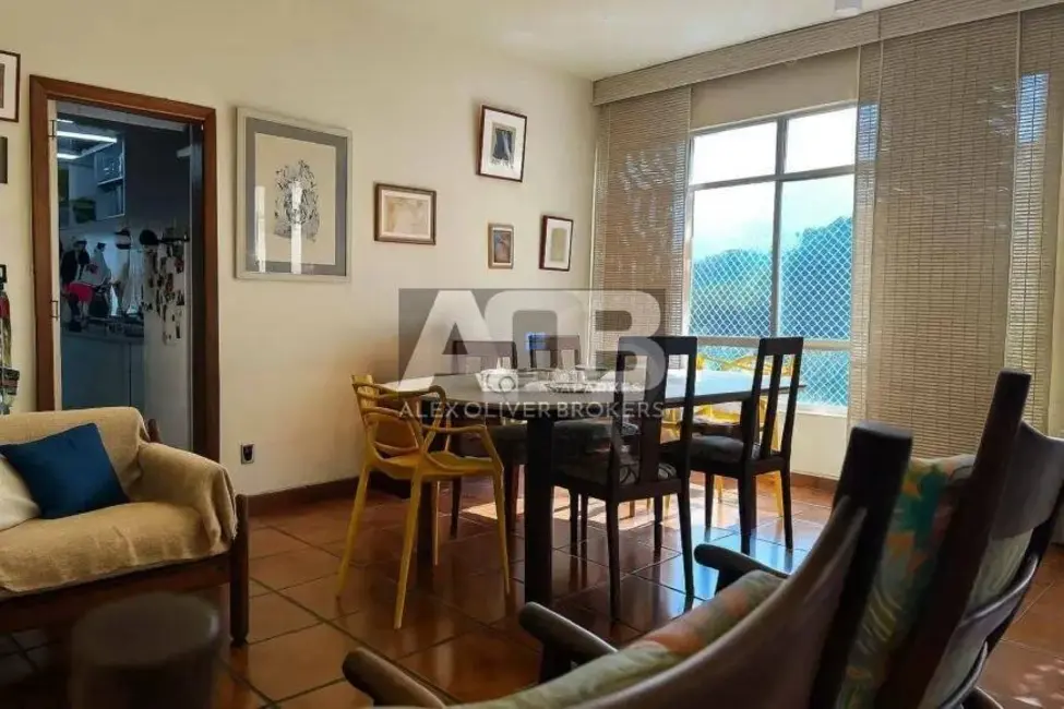 Apartamento com 4 quartos à venda, 140m2 em Ipanema, Rio De Janeiro - RJ - imagem 3 Foto 3 de Apartamento com 4 quartos à venda, 140m2 em Ipanema, Rio De Janeiro - RJ