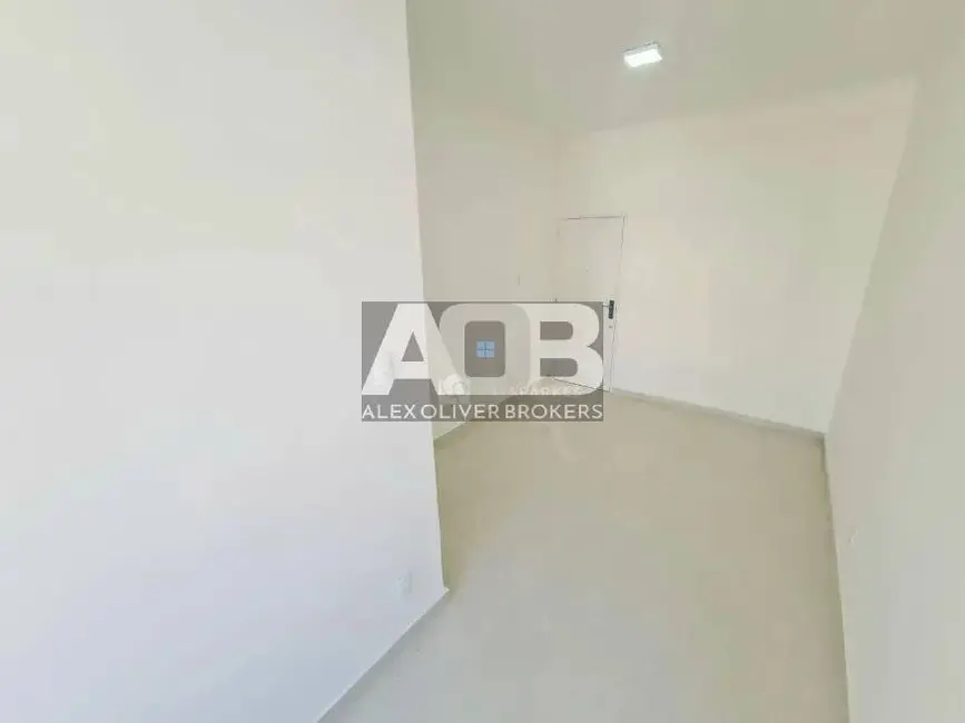 Apartamento com 1 quarto à venda, 50m2 em Ipanema, Rio De Janeiro - RJ - imagem 4 Foto 4 de Apartamento com 1 quarto à venda, 50m2 em Ipanema, Rio De Janeiro - RJ