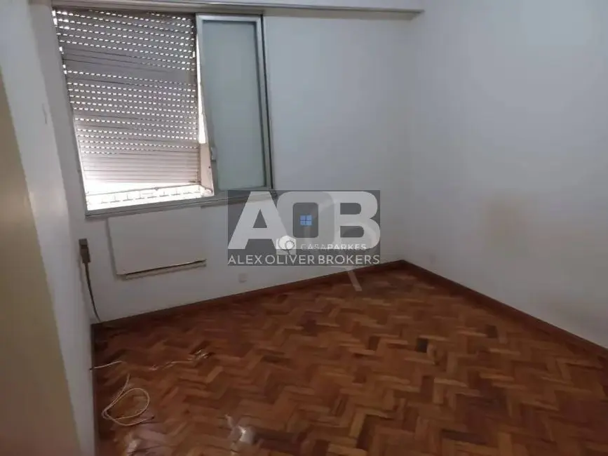 Foto 5 de Apartamento com 3 quartos à venda, 130m2 em Leblon, Rio De Janeiro - RJ
