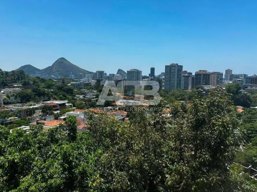 Casa com 5 quartos à venda e para alugar, 1200m2 em Leblon, Rio De Janeiro - RJ - imagem 5 Foto 5 de Casa com 5 quartos à venda e para alugar, 1200m2 em Leblon, Rio De Janeiro - RJ