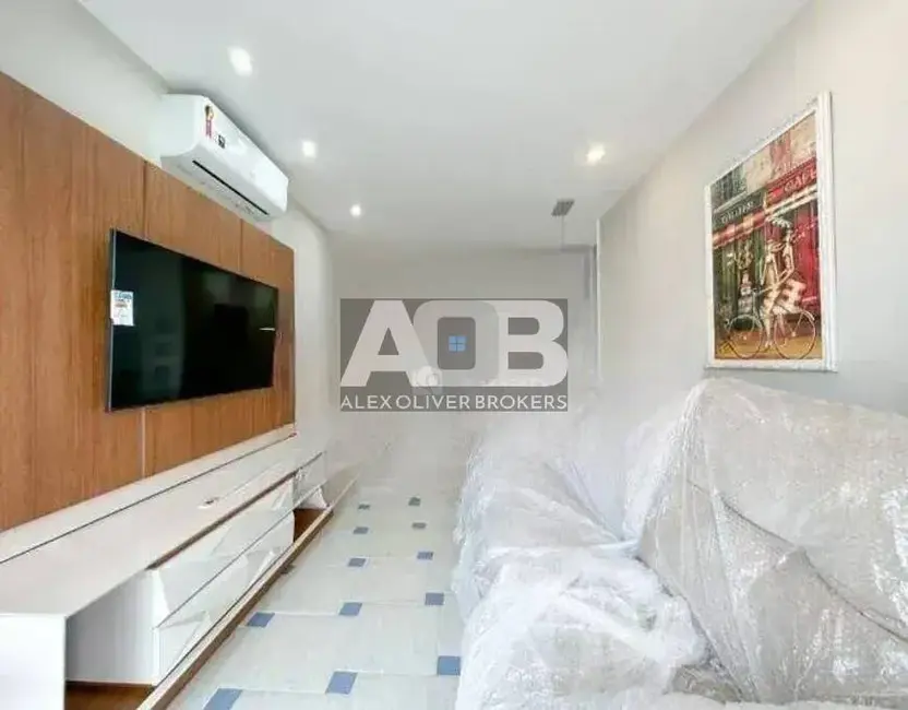 Apartamento com 2 quartos à venda, 80m2 em Leblon, Rio De Janeiro - RJ - imagem 9 Foto 9 de Apartamento com 2 quartos à venda, 80m2 em Leblon, Rio De Janeiro - RJ