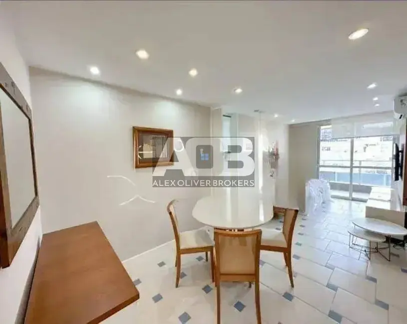 Apartamento com 2 quartos à venda, 80m2 em Leblon, Rio De Janeiro - RJ - imagem 2 Foto 2 de Apartamento com 2 quartos à venda, 80m2 em Leblon, Rio De Janeiro - RJ
