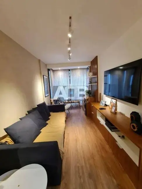 Apartamento com 2 quartos à venda, 83m2 em Leblon, Rio De Janeiro - RJ - imagem 1 Foto 1 de Apartamento com 2 quartos à venda, 83m2 em Leblon, Rio De Janeiro - RJ
