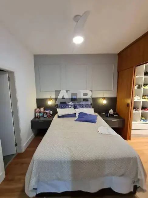 Apartamento com 2 quartos à venda, 83m2 em Leblon, Rio De Janeiro - RJ - imagem 9 Foto 9 de Apartamento com 2 quartos à venda, 83m2 em Leblon, Rio De Janeiro - RJ