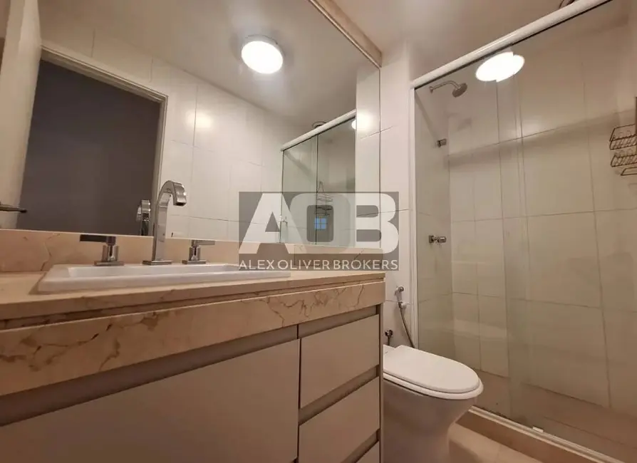 Foto 8 de Apartamento com 4 quartos à venda, 137m2 em Rio De Janeiro - RJ