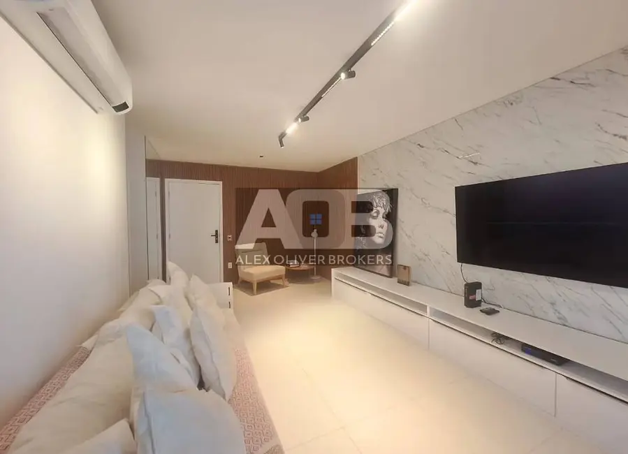 Foto 4 de Apartamento com 4 quartos à venda, 137m2 em Rio De Janeiro - RJ