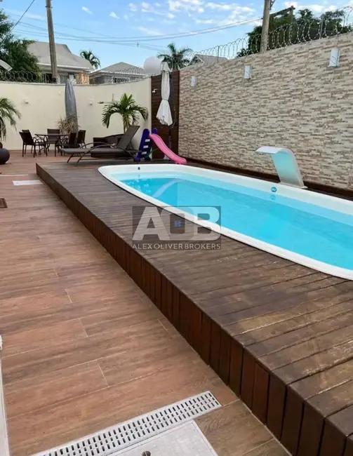 Foto 2 de Casa com 4 quartos à venda e para alugar, 260m2 em Recreio dos Bandeirantes, Rio De Janeiro - RJ