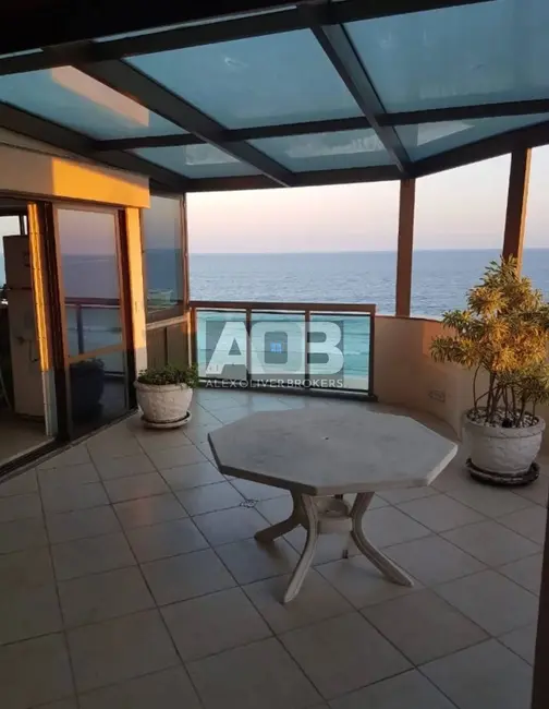 Cobertura com 3 quartos à venda e para alugar, 225m2 em Barra da Tijuca, Rio De Janeiro - RJ - imagem 2 Foto 2 de Cobertura com 3 quartos à venda e para alugar, 225m2 em Barra da Tijuca, Rio De Janeiro - RJ