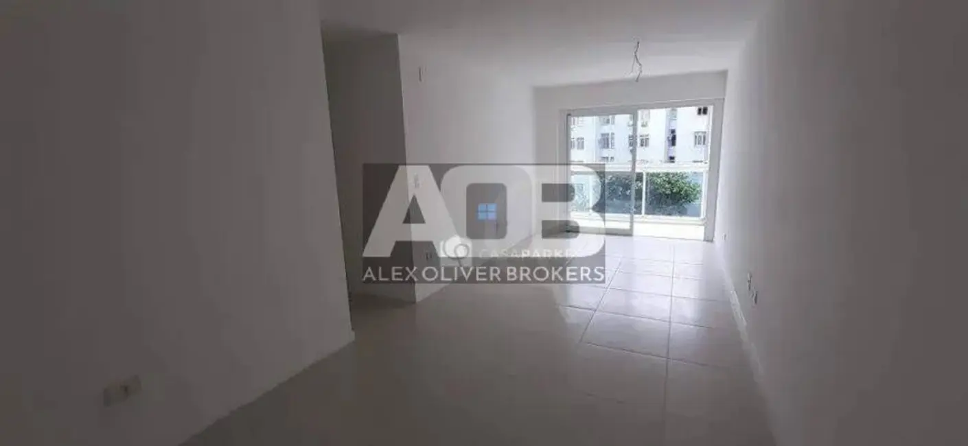 Apartamento com 3 quartos à venda, 94m2 em Botafogo, Rio De Janeiro - RJ - imagem 3 Foto 3 de Apartamento com 3 quartos à venda, 94m2 em Botafogo, Rio De Janeiro - RJ