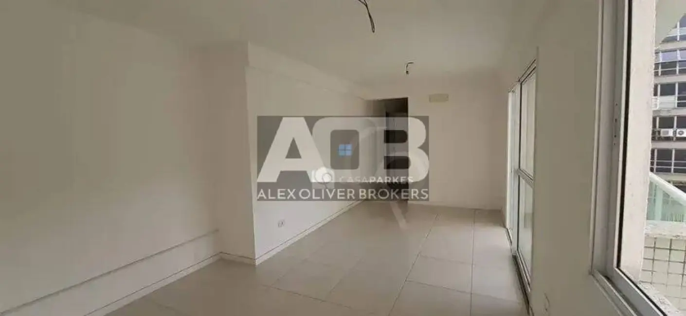 Apartamento com 3 quartos à venda, 94m2 em Botafogo, Rio De Janeiro - RJ - imagem 2 Foto 2 de Apartamento com 3 quartos à venda, 94m2 em Botafogo, Rio De Janeiro - RJ
