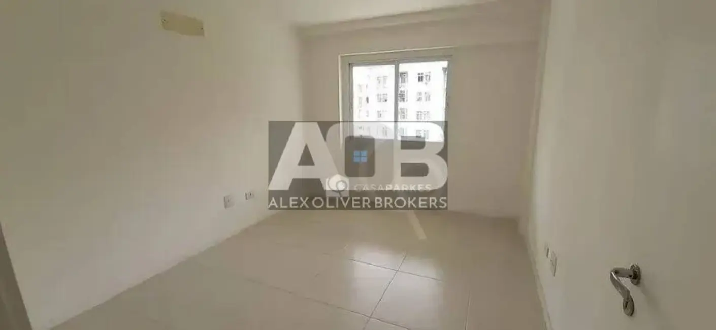 Apartamento com 3 quartos à venda, 94m2 em Botafogo, Rio De Janeiro - RJ - imagem 8 Foto 8 de Apartamento com 3 quartos à venda, 94m2 em Botafogo, Rio De Janeiro - RJ