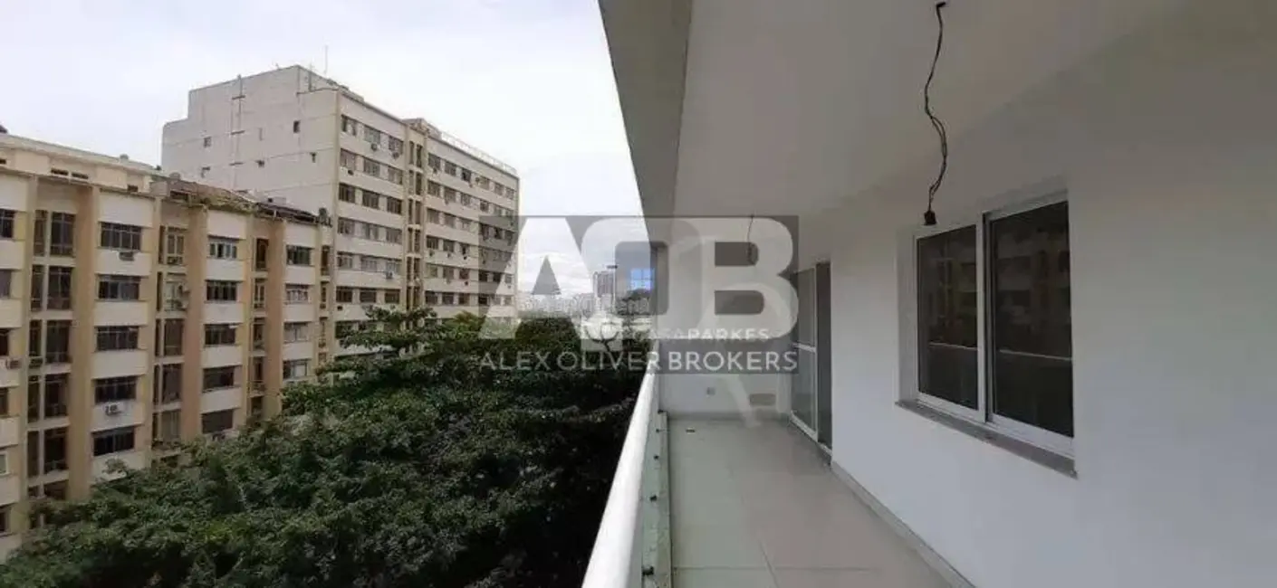 Apartamento com 3 quartos à venda, 94m2 em Botafogo, Rio De Janeiro - RJ - imagem 4 Foto 4 de Apartamento com 3 quartos à venda, 94m2 em Botafogo, Rio De Janeiro - RJ