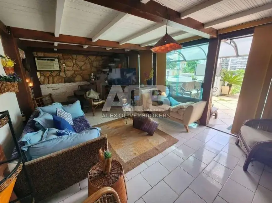 Cobertura com 3 quartos à venda, 232m2 em Freguesia (Jacarepaguá), Rio De Janeiro - RJ - imagem 7 Foto 7 de Cobertura com 3 quartos à venda, 232m2 em Freguesia (Jacarepaguá), Rio De Janeiro - RJ
