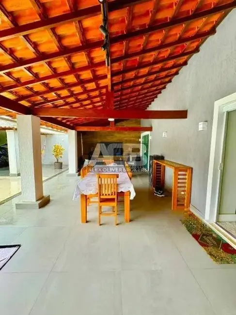 Casa com 4 quartos à venda, 325m2 em Freguesia (Jacarepaguá), Rio De Janeiro - RJ - imagem 4 Foto 4 de Casa com 4 quartos à venda, 325m2 em Freguesia (Jacarepaguá), Rio De Janeiro - RJ