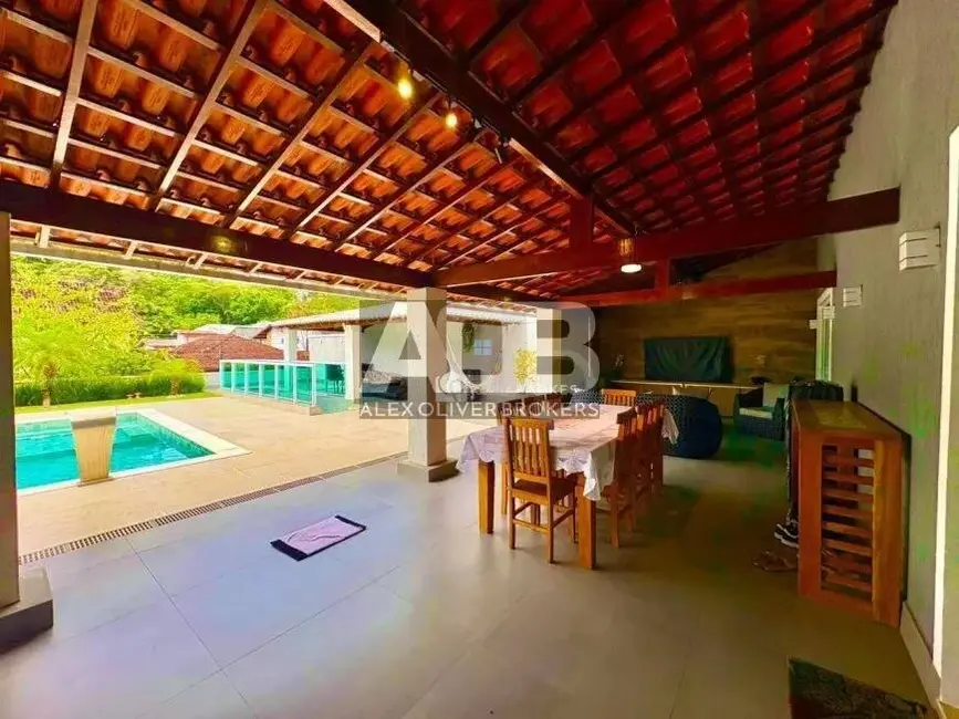 Casa com 4 quartos à venda, 325m2 em Freguesia (Jacarepaguá), Rio De Janeiro - RJ - imagem 3 Foto 3 de Casa com 4 quartos à venda, 325m2 em Freguesia (Jacarepaguá), Rio De Janeiro - RJ