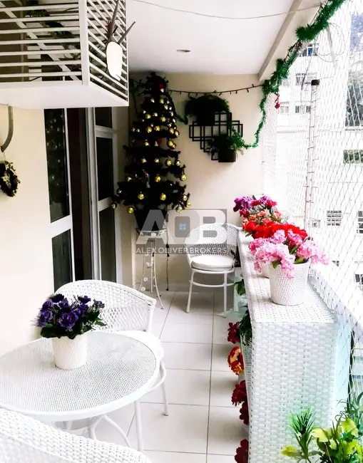 Apartamento com 3 quartos à venda, 80m2 em Laranjeiras, Rio De Janeiro - RJ - imagem 5 Foto 5 de Apartamento com 3 quartos à venda, 80m2 em Laranjeiras, Rio De Janeiro - RJ