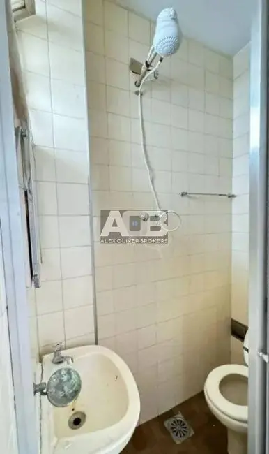 Apartamento com 2 quartos à venda, 74m2 em Laranjeiras, Rio De Janeiro - RJ - imagem 5 Foto 5 de Apartamento com 2 quartos à venda, 74m2 em Laranjeiras, Rio De Janeiro - RJ